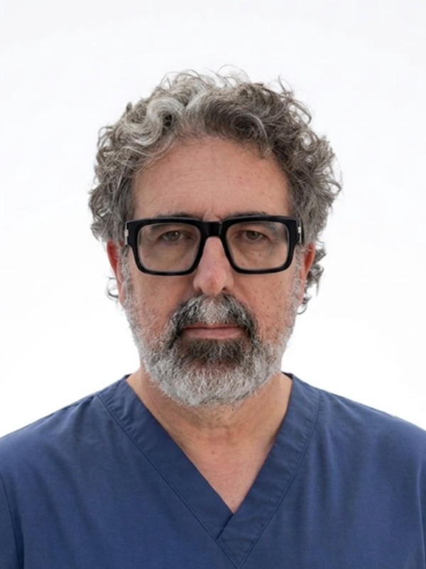 Jorge Luis Rubio Vázquez — Fundador de Rubio y Quiroga Ocularistas